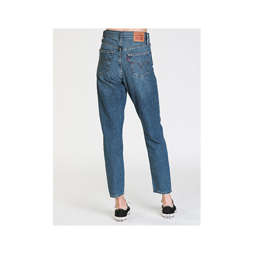 http://www.localsupplyco.ca/cdn/shop/products/levimomjeansecoblue2_1024x.jpg?v=1630686979